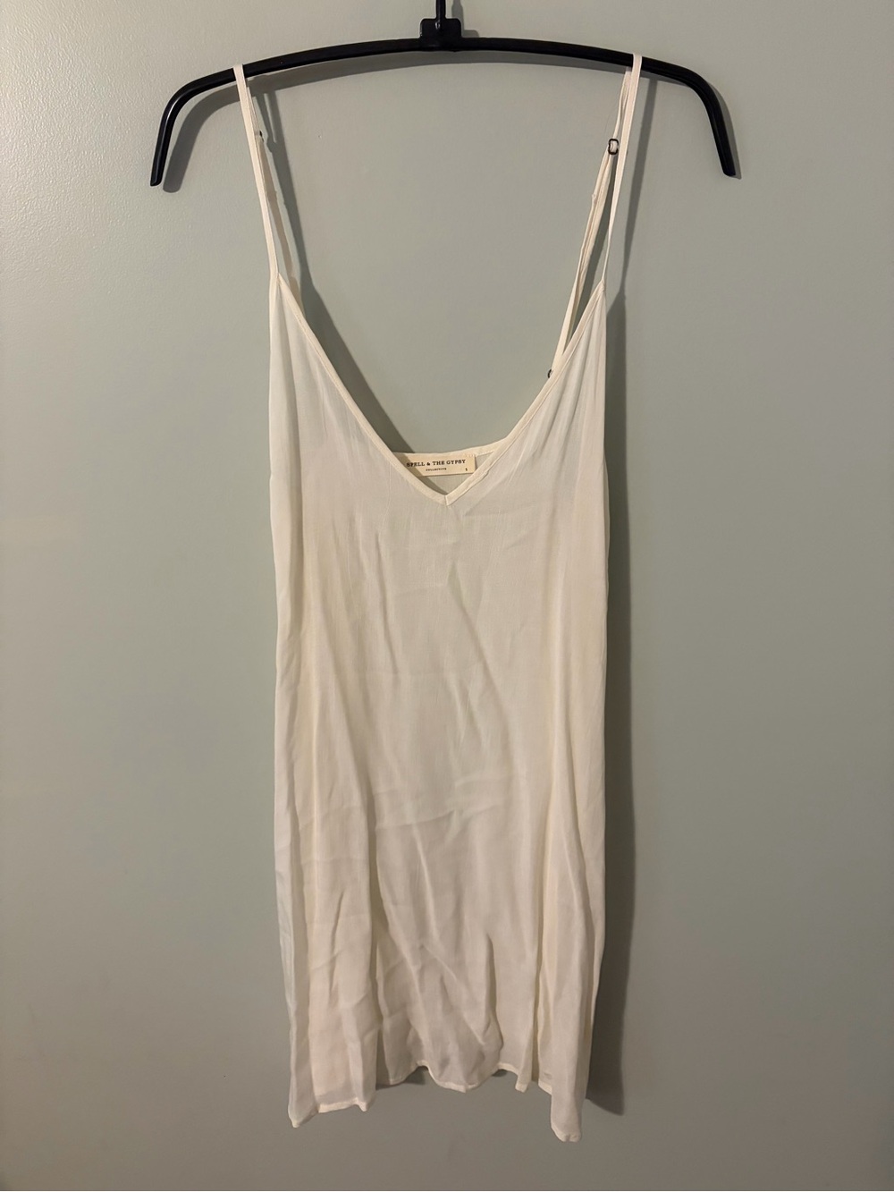 Spell & The Gypsy white small V-Neck Slip